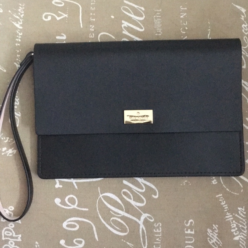 Kate spade wristlet EUC